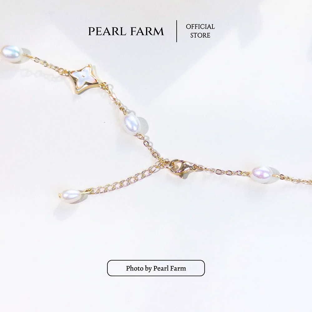 Lắc Tay Ngọc Trai Phối Charm 4 Lá Xà Cừ Titan Mạ Vàng Bền Màu - Ảnh 4